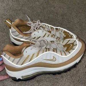 Nike Women’s Air Max 98 Phantom